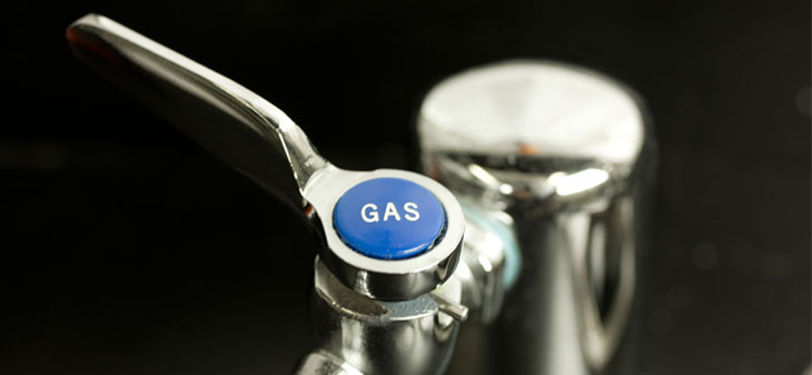 Gas